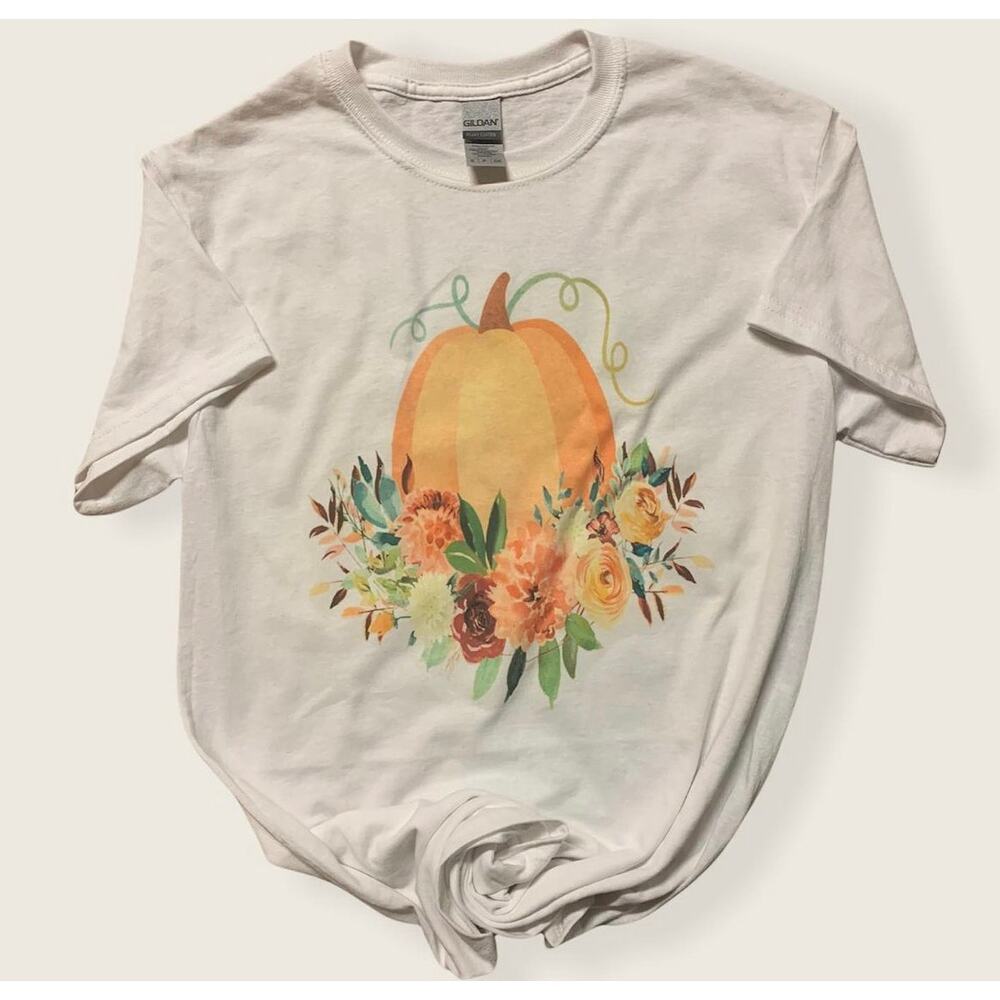 BOUTIQUE Pumpkin Floral Graphic Fall T-Shirt